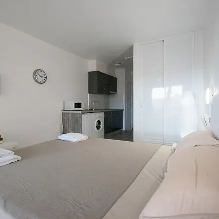 With Heated Pool In Los Cristianos Apartman
